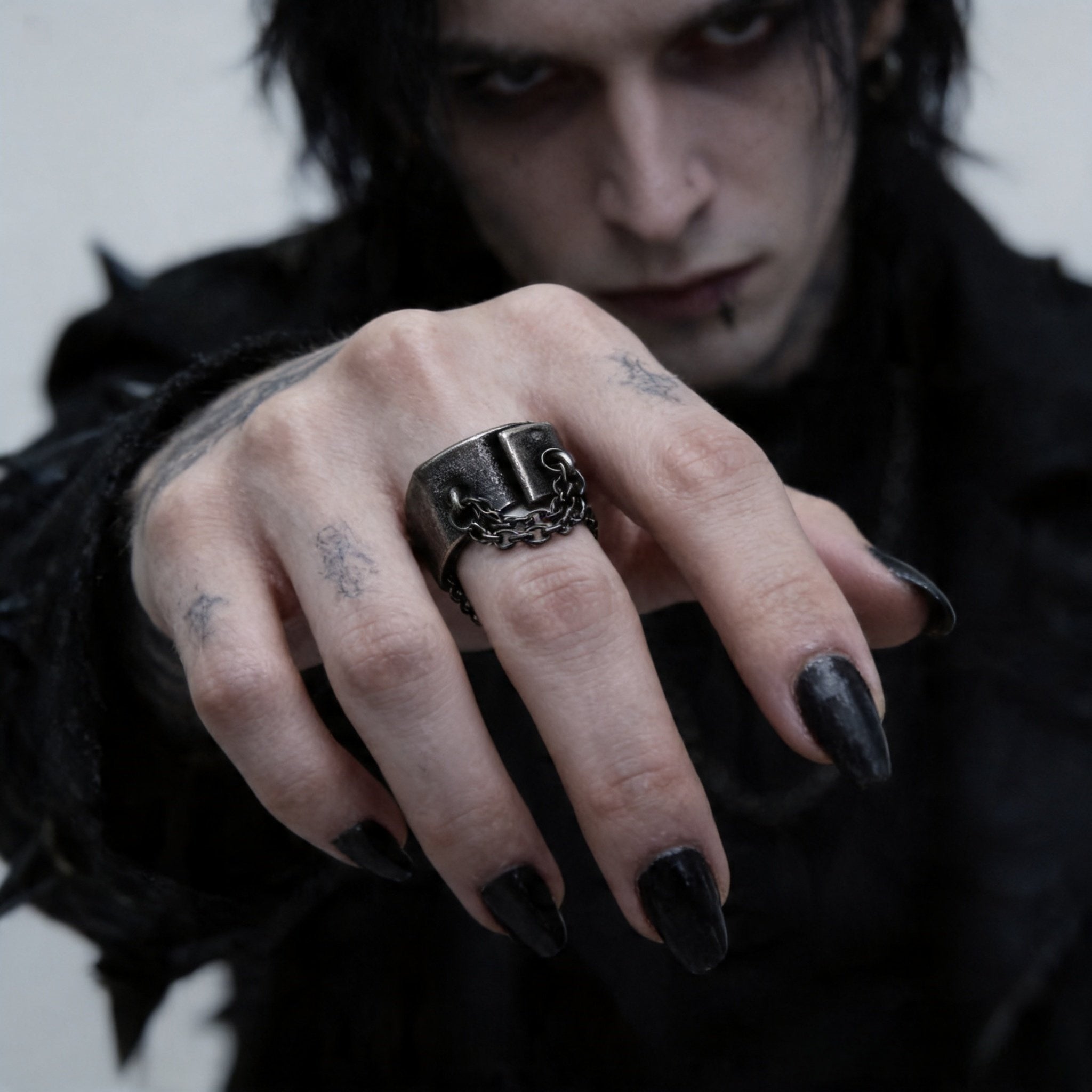CHAIN BAND RING